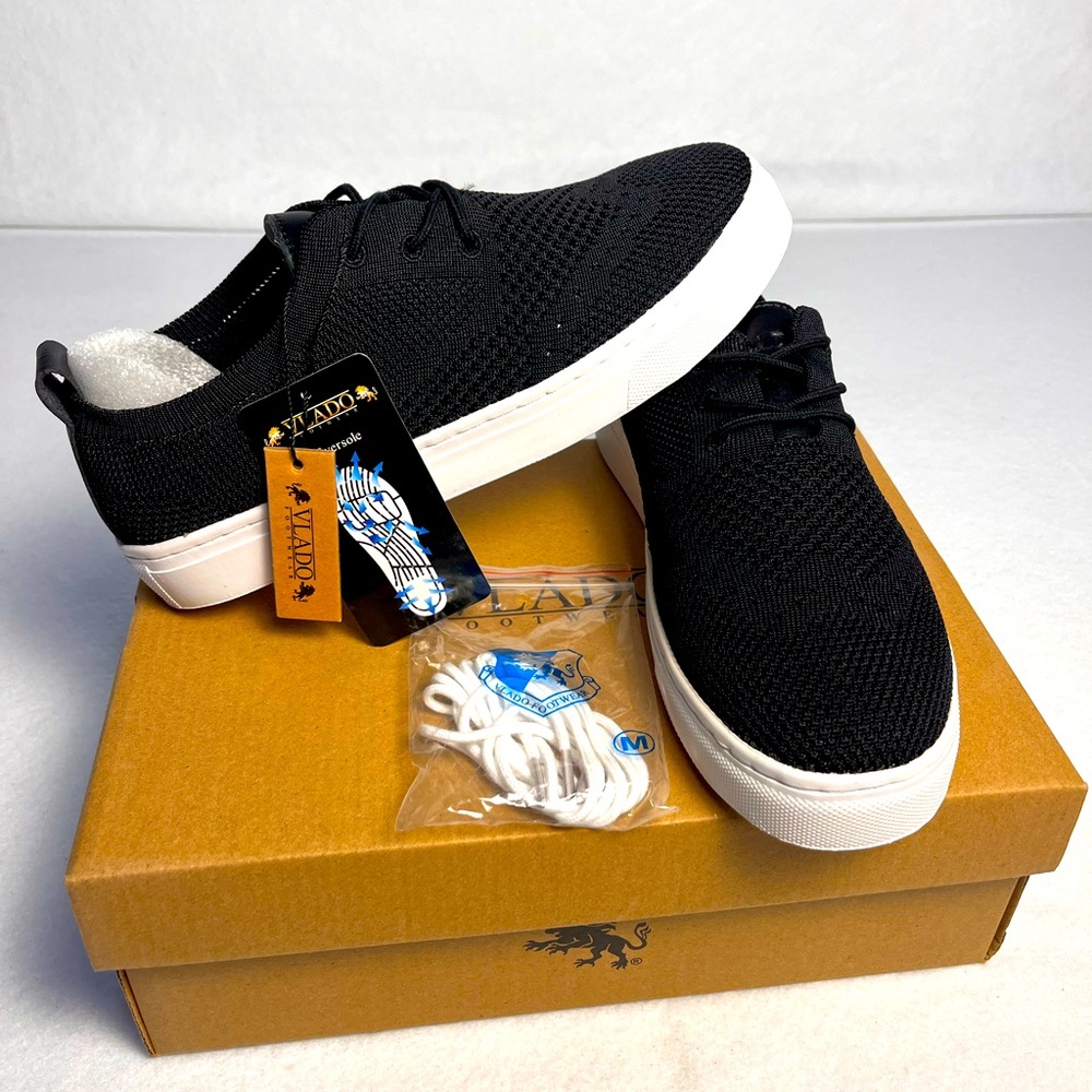 VLADO VENICE Black/White Casual Sneaker• Men’s Size 6.5• New